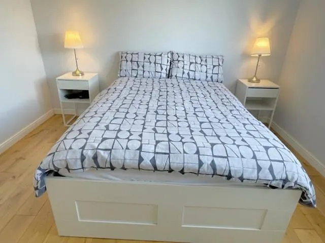 בית אירוח אדינבורו Ensuite Double Room With Private Parking בריטניה