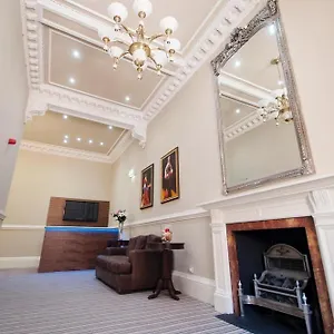 4* Hotel apartamentowy Palmerston